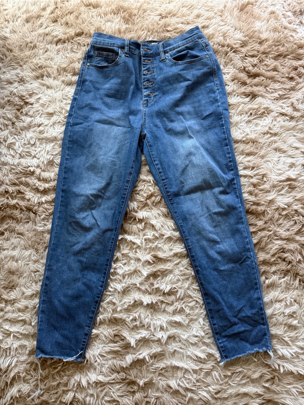 Fashion Nova Classic High-Waist Women's Blue Jeans
